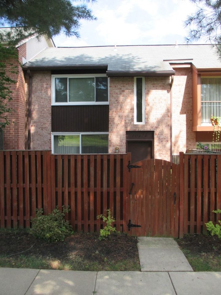 10474 Faulkner Ridge Cir - Photo 2 of 24