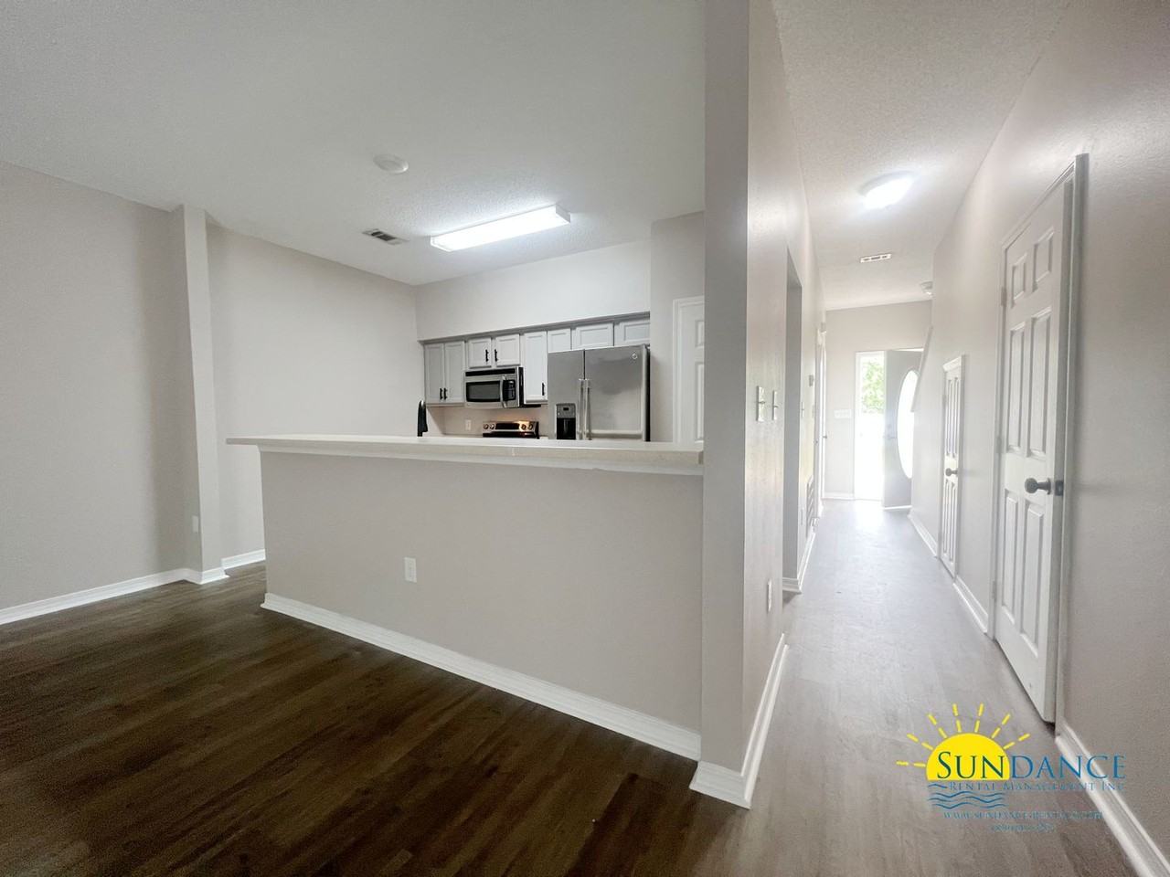 2127 Tom St - Photo 3 of 13