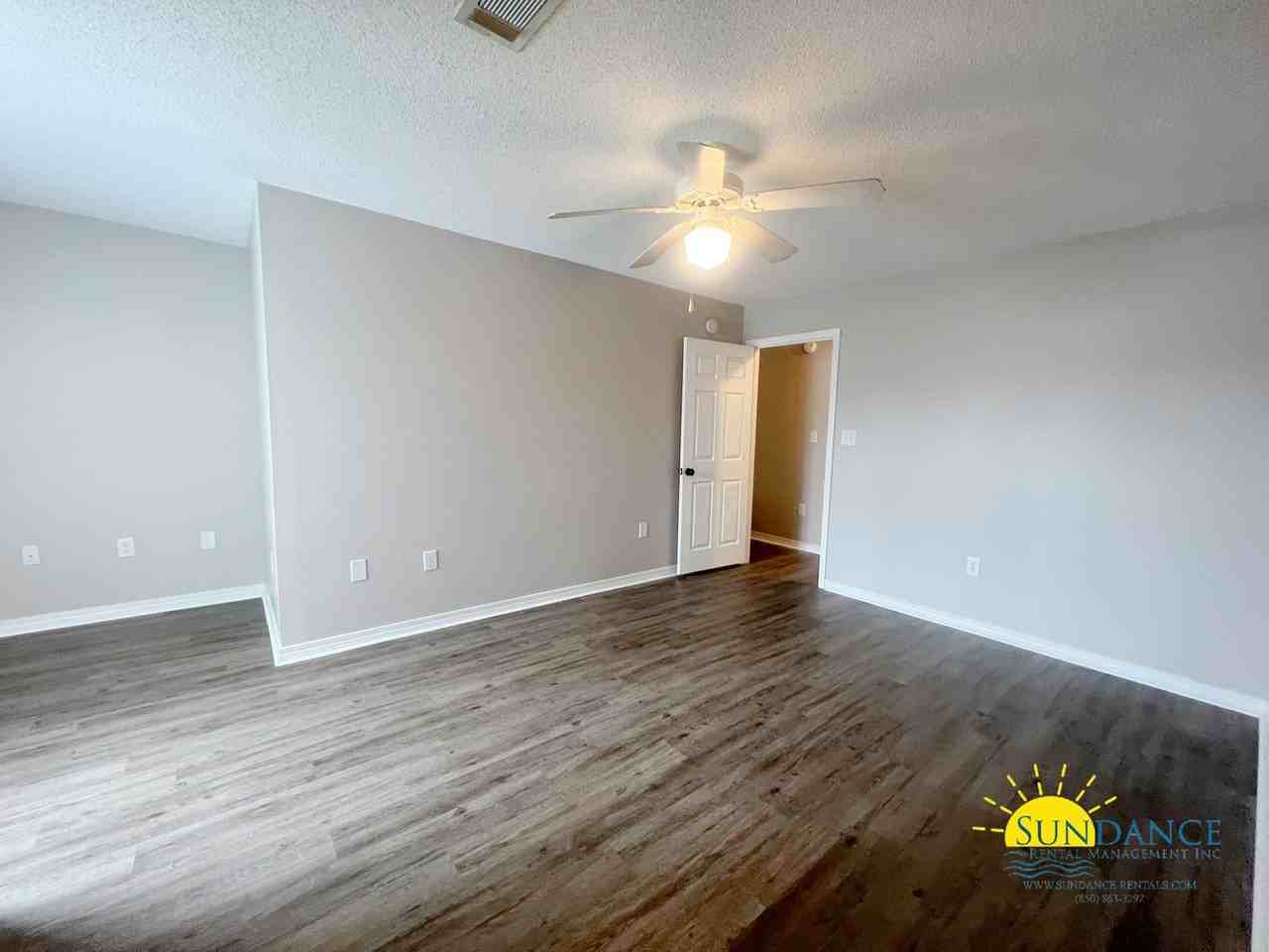 2127 Tom St - Photo 6 of 13