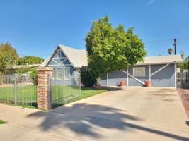 featured image of 445 Rosemont St