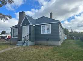 featured image of 4028 N Maple St