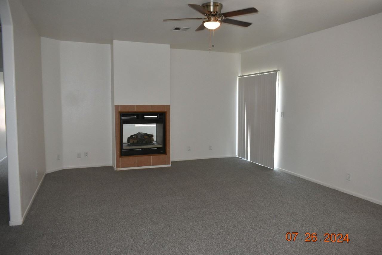 21187 Conklin Blvd - Photo 3 of 14