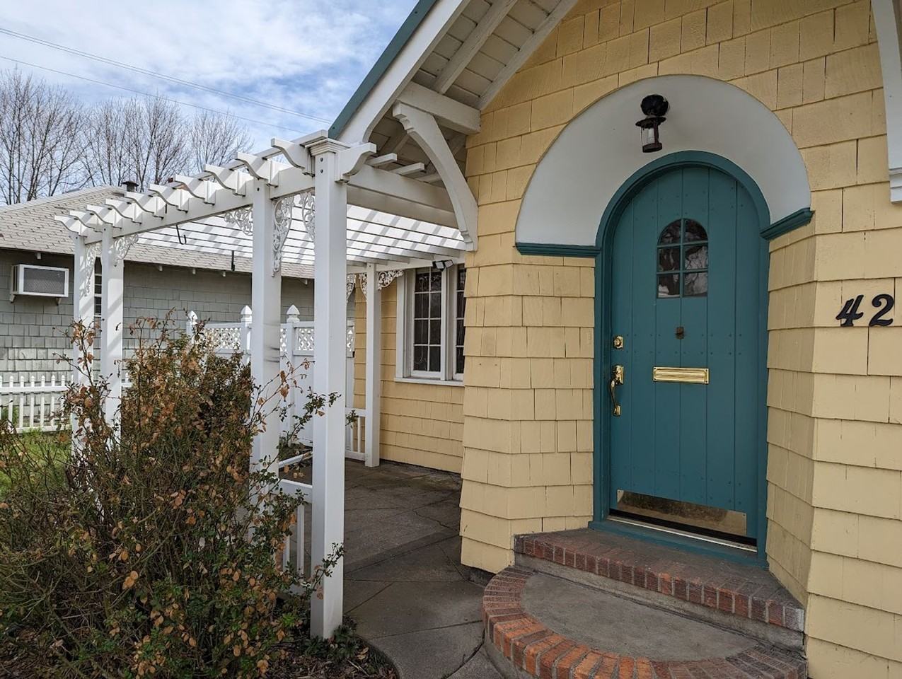 424 5th Ave - Photo 2 of 13