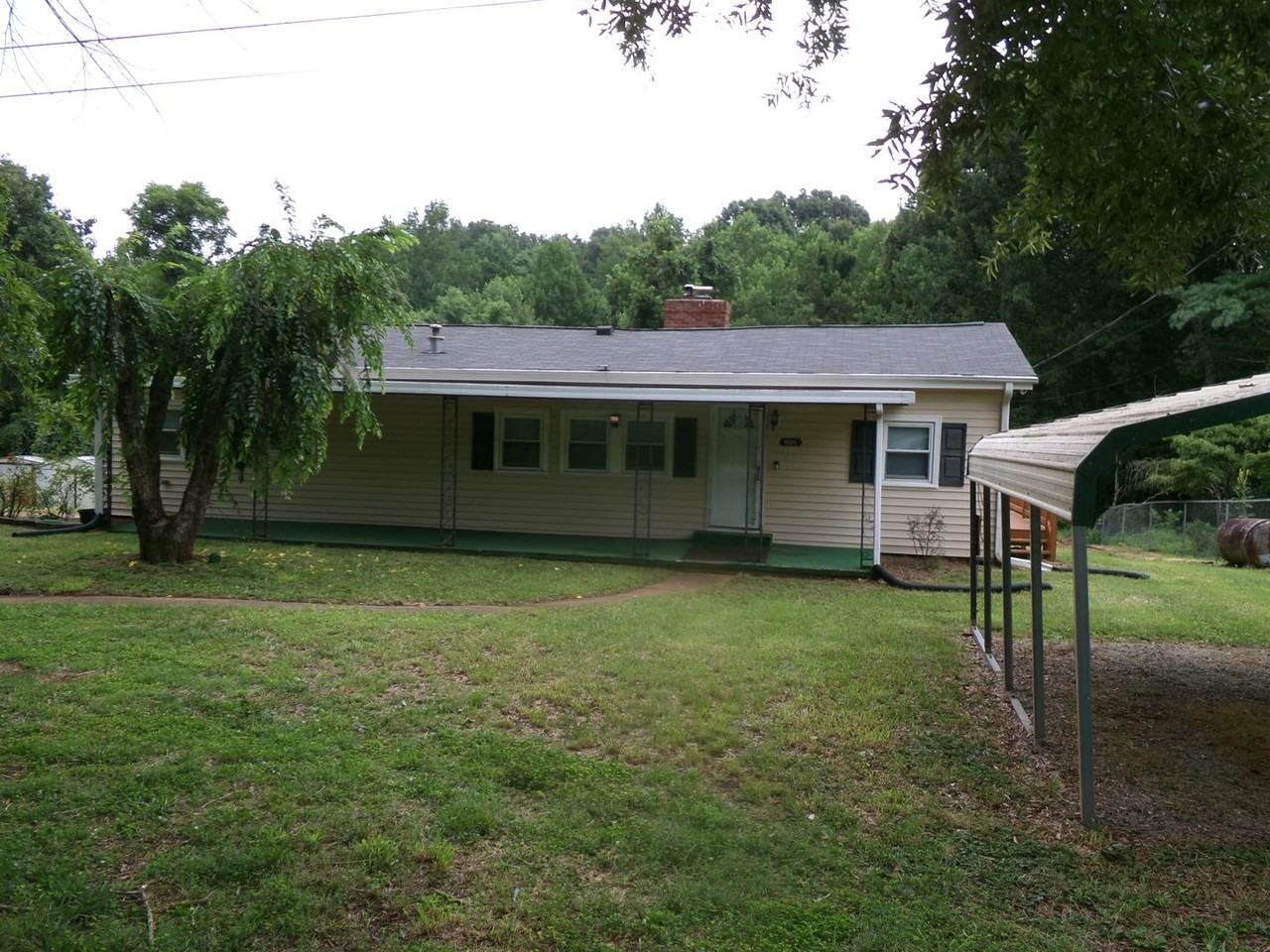 1501 Tobaccoville Rd - Photo 2 of 19