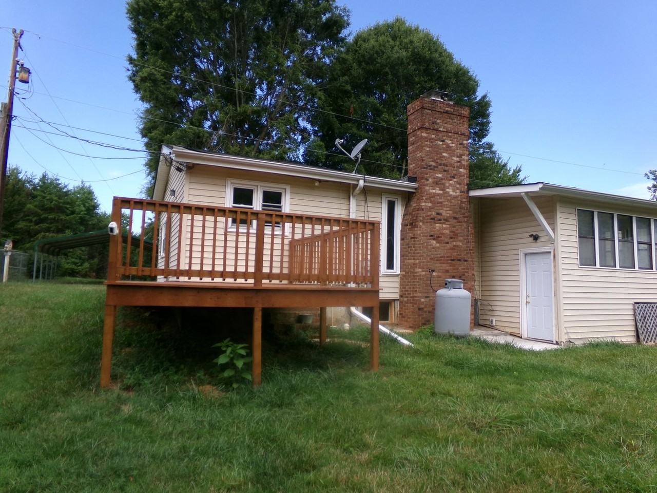 1501 Tobaccoville Rd - Photo 3 of 19