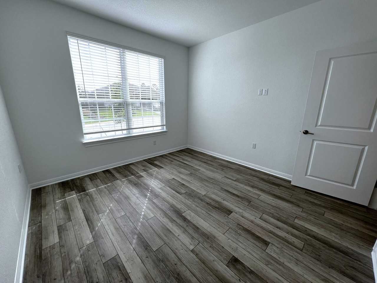 106 Middle Creek Road - Photo 7 of 50