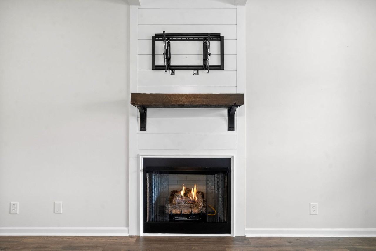 1479 Kingbird Dr - Photo 7 of 41