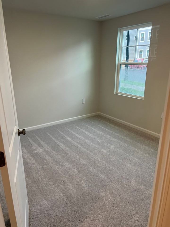 327 Hemley Trl - Photo 6 of 31