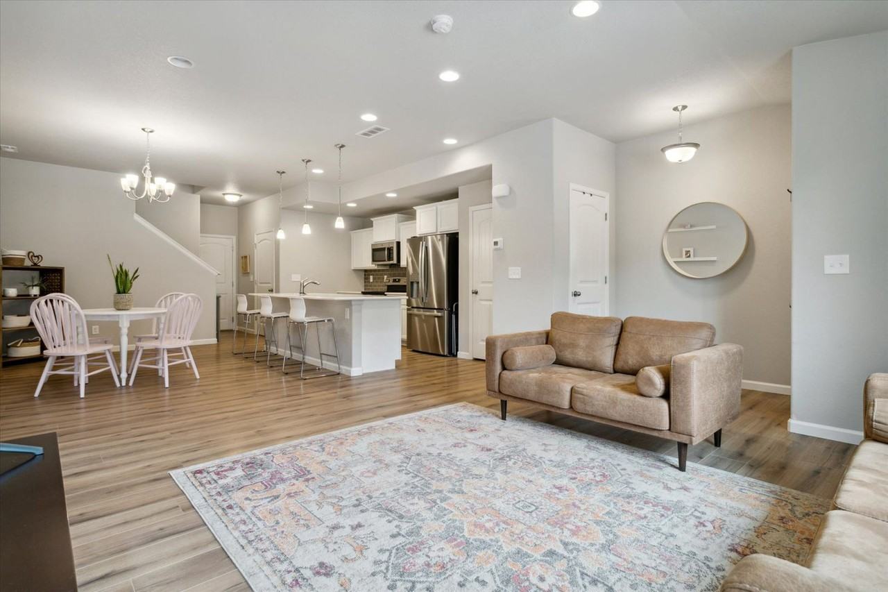 6225 White Wolf Pt - Photo 5 of 19