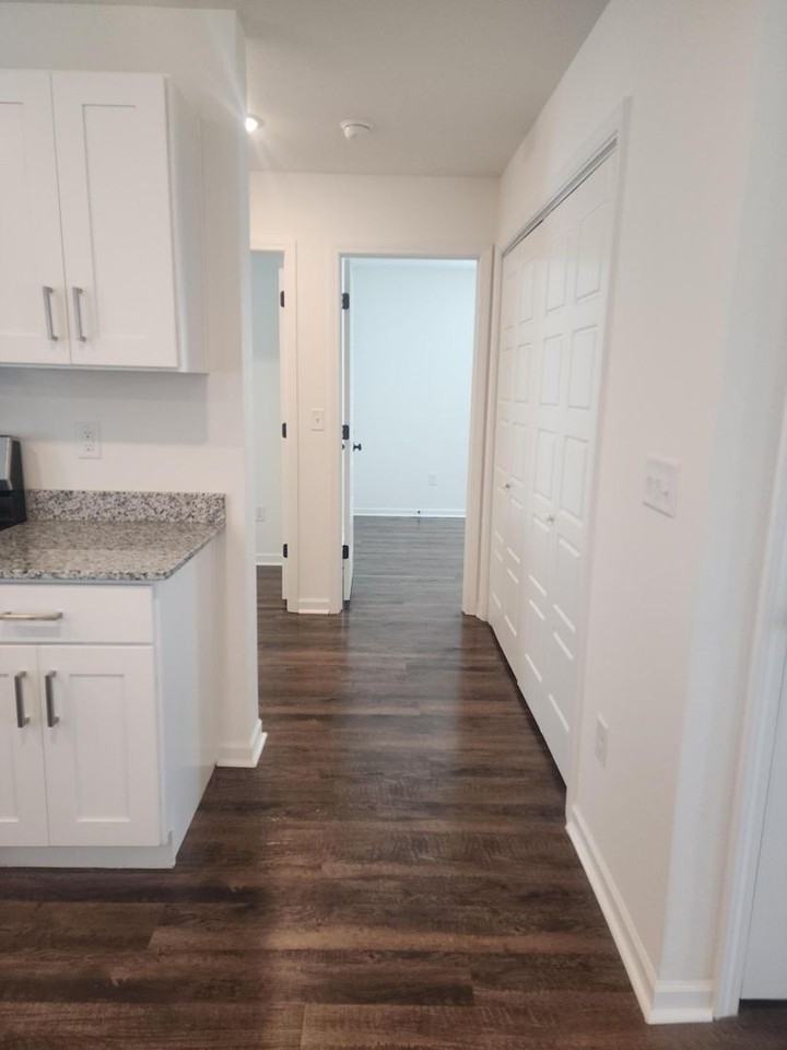 1337 Foundry Dr - Photo 5 of 20