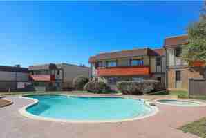 featured image of 805 Central Dr