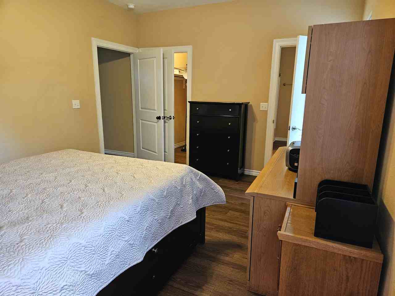 2 Furnished Rooms for rent in La Marque - Photo 6 of 9