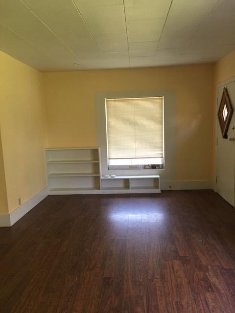 328 Ne Alder St - Photo 3 of 15