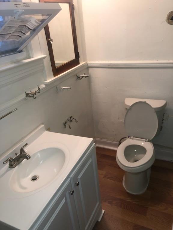1169 E 124th St - Photo 3 of 8