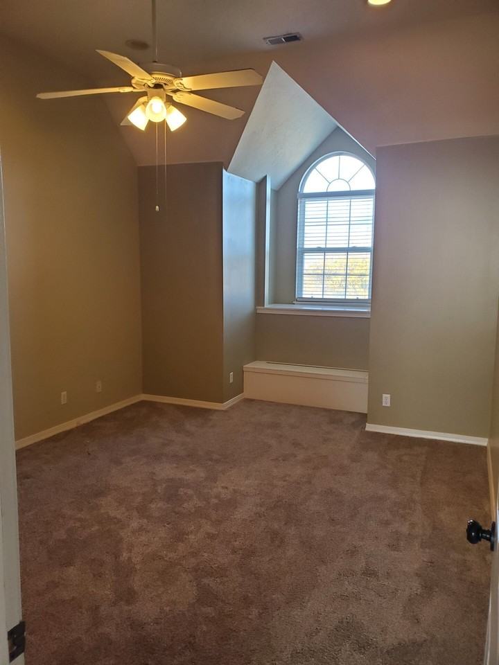 12152 S Lampton View Dr #RO - Photo 4 of 48