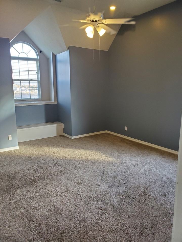 12152 S Lampton View Dr #RO - Photo 4 of 48