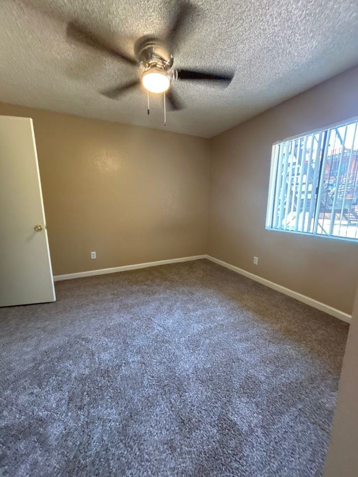 One Month Free !!!! - Photo 5 of 11