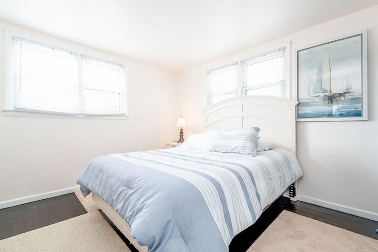9 9 E 28th St - 1/West (WINTER RENTAL ONLY) - Photo 6 of 10