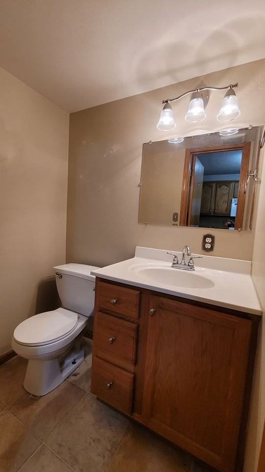 1427 34th St Se - Photo 3 of 15