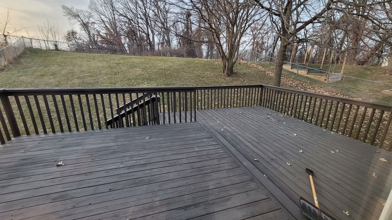 1427 34th St Se - Photo 4 of 15