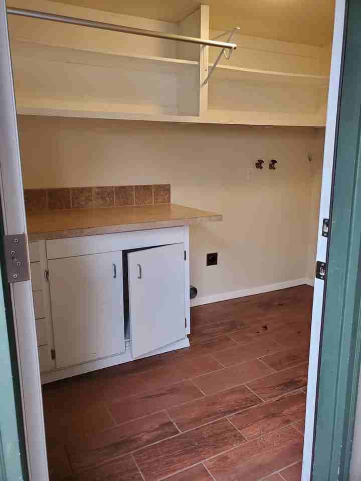 3130 Brittany Dr - Photo 2 of 25