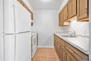 featured image of 200 E Armstrong St