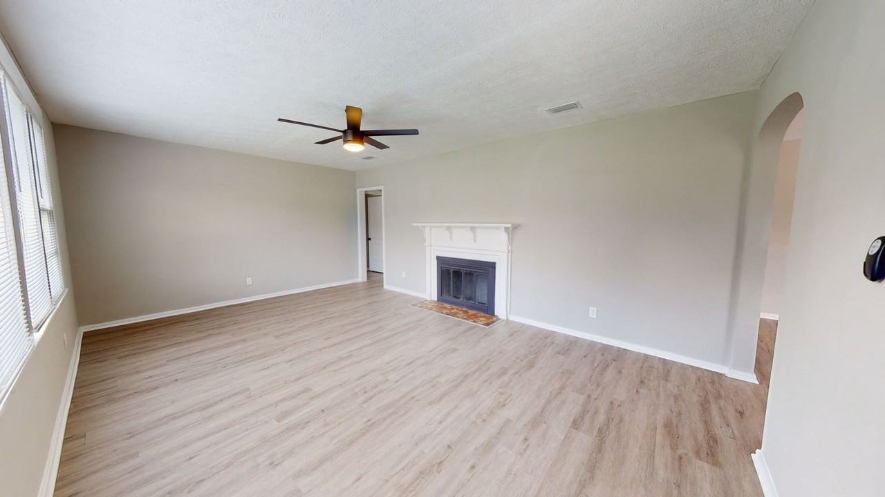 1532 Parrish Pl - Photo 2 of 29