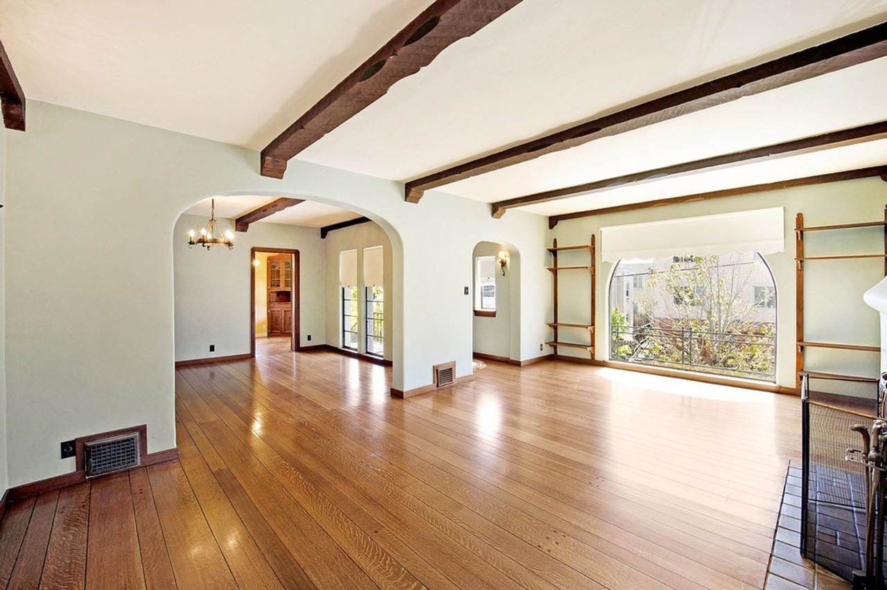 538 Prince St - Photo 2 of 20