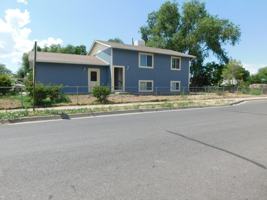 featured image of 2776 Grant Ct
