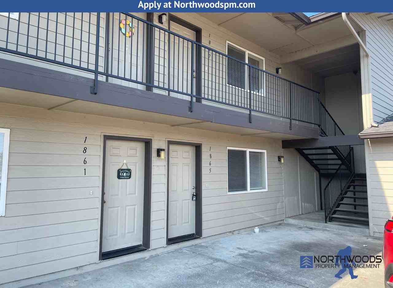 1865 Kellenbeck Ave - Photo 2 of 20