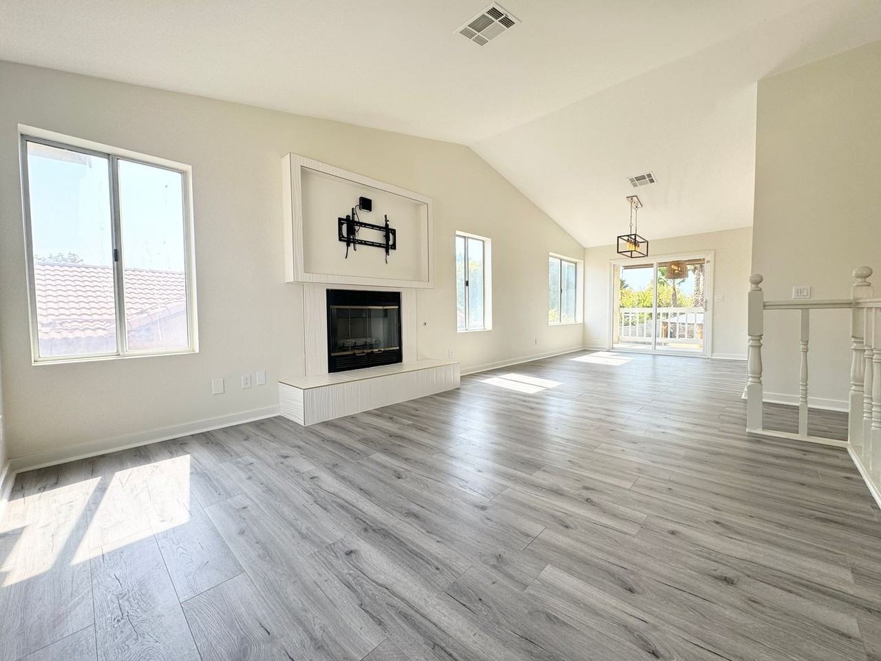 68745 Tachevah Dr - Photo 3 of 39