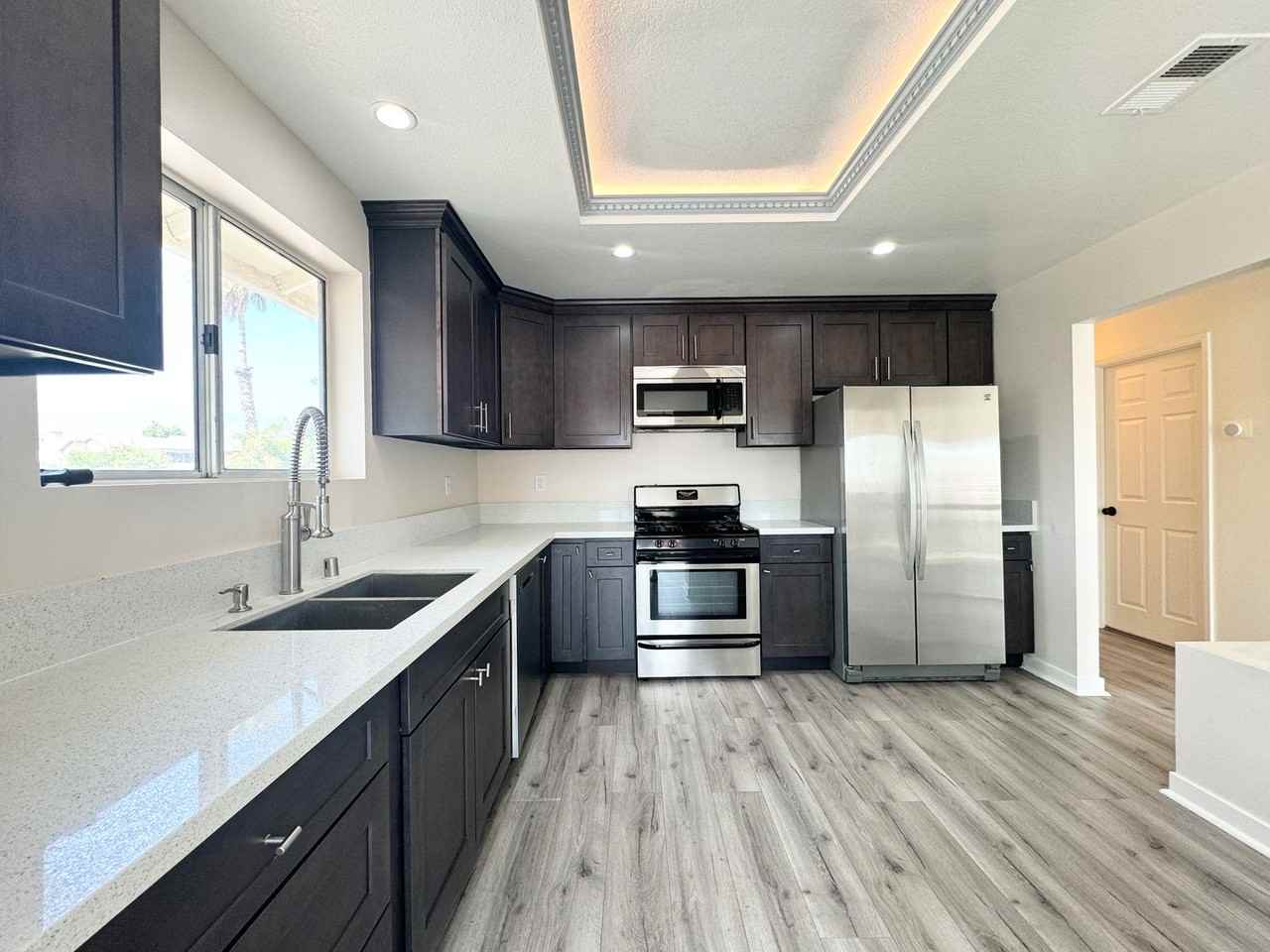 68745 Tachevah Dr - Photo 7 of 39