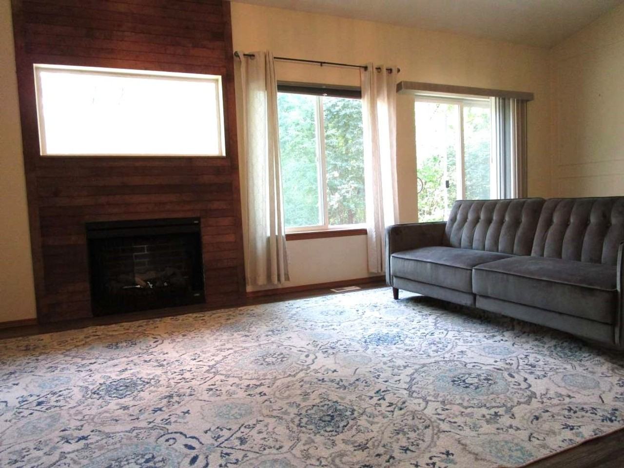11119 Minterwood Dr Nw - Photo 4 of 28
