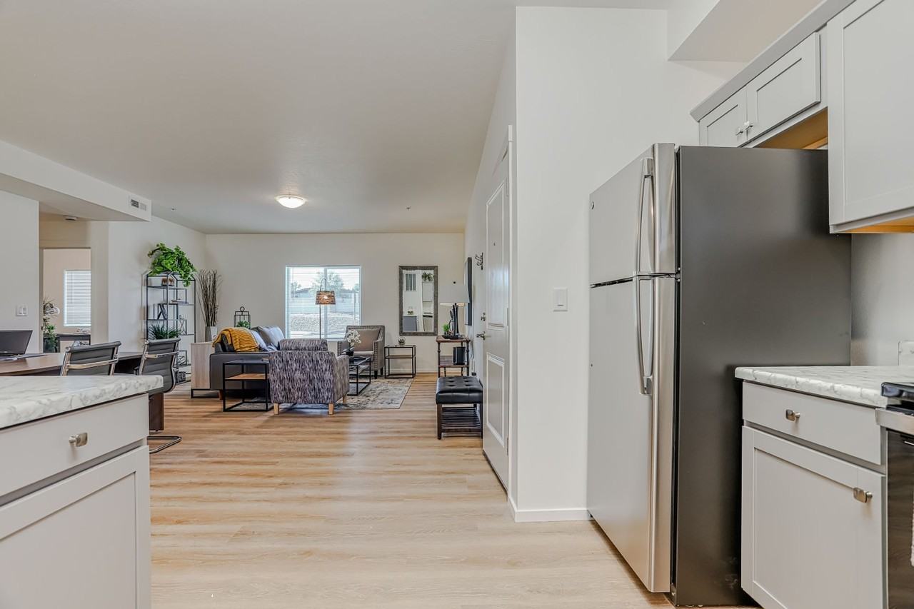 Ridgecrest Apartments - Photo 3 of 22