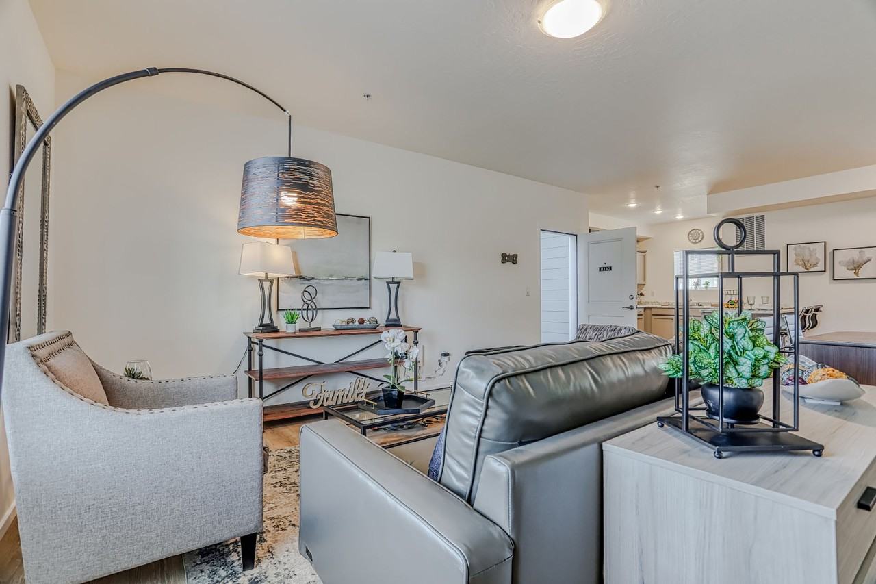 Ridgecrest Apartments - Photo 5 of 22