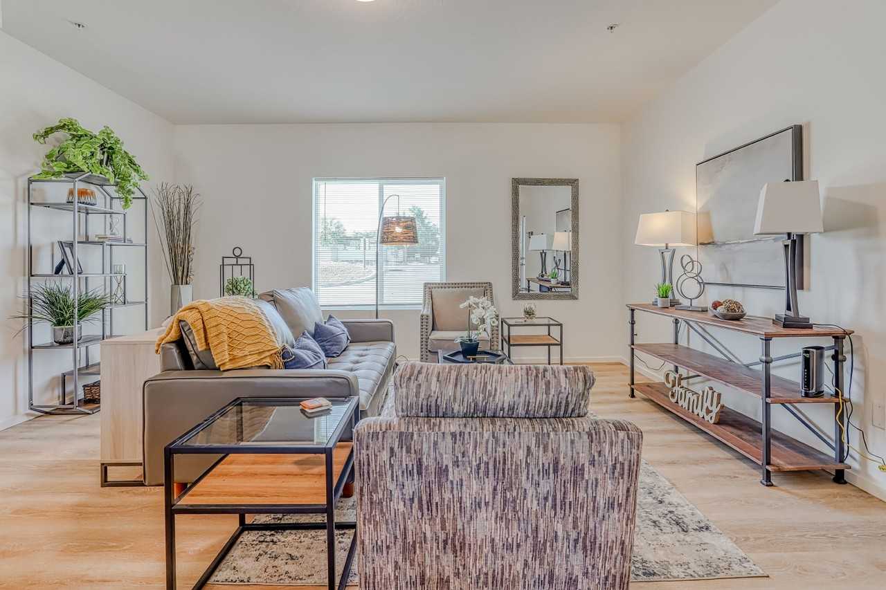 Ridgecrest Apartments - Photo 7 of 22