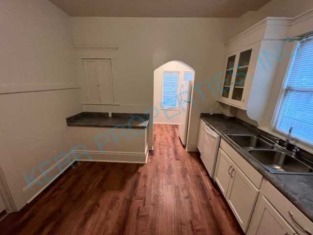 1615 Se 33rd Ave - Photo 6 of 14