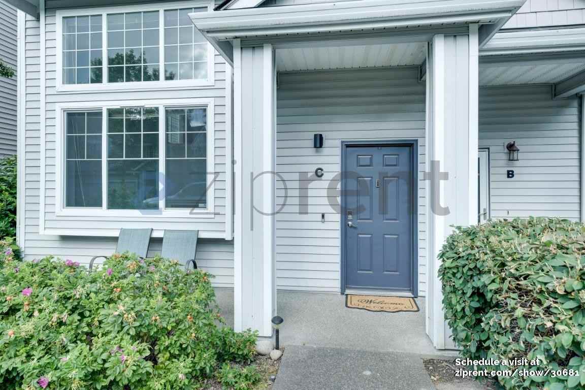 1105 63rd St Se #C - Photo 2 of 25