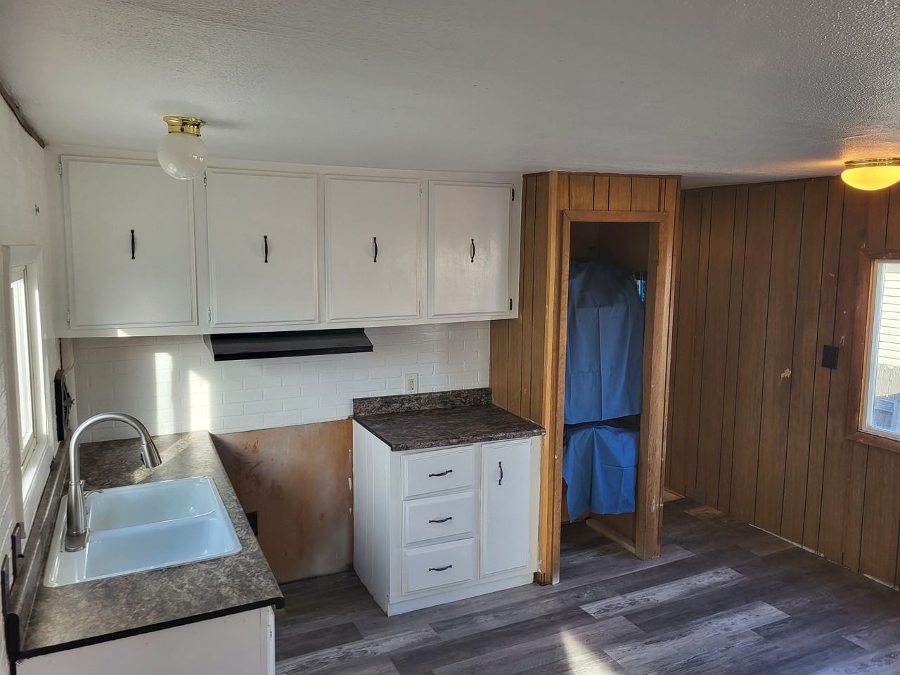 712 5th Street #NA - Photo 3 of 10