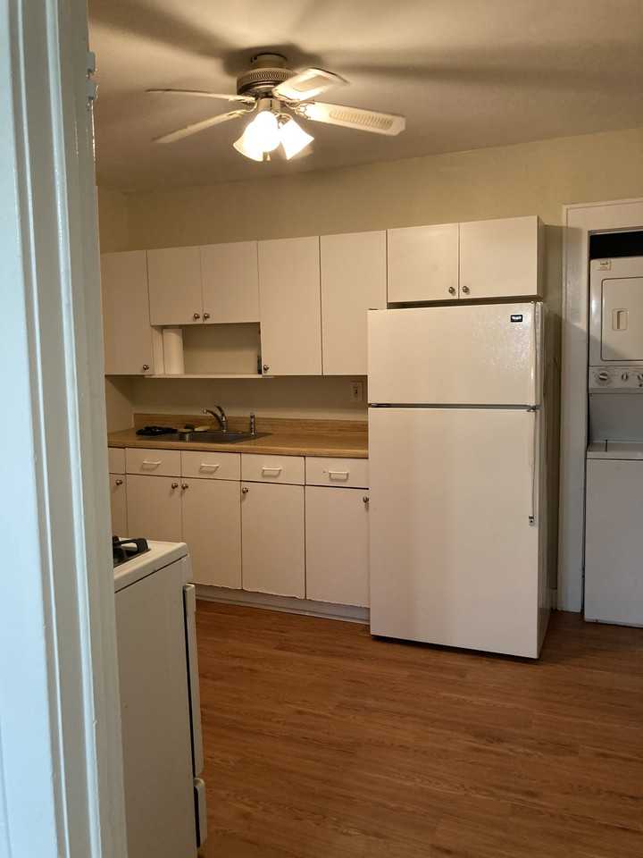 424 Undercliff Ave #1 - Photo 5 of 12