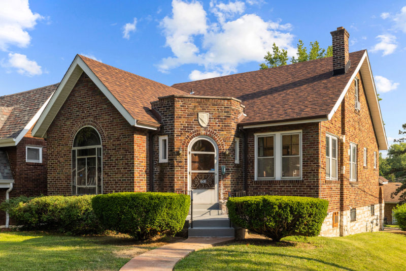 6430 Woodrow Ave - Photo 2 of 20