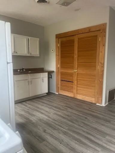 2224 West Jefferson Street - Photo 2 of 10