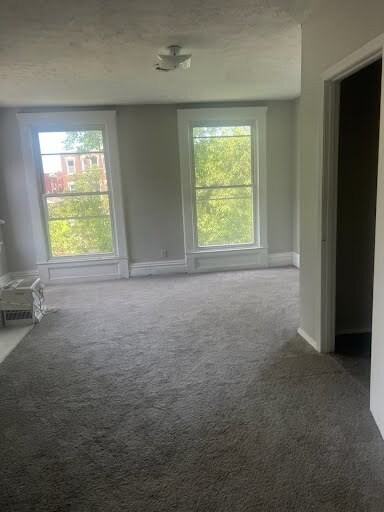 2224 West Jefferson Street - Photo 4 of 10