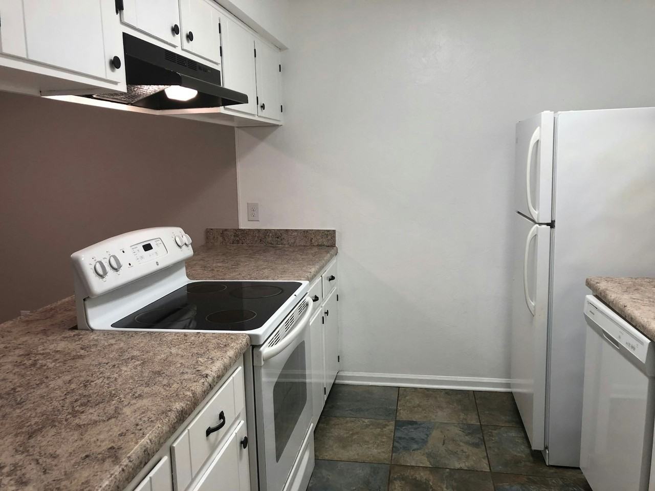 3017 Oak Hammock Lane, Unit A - Photo 5 of 12