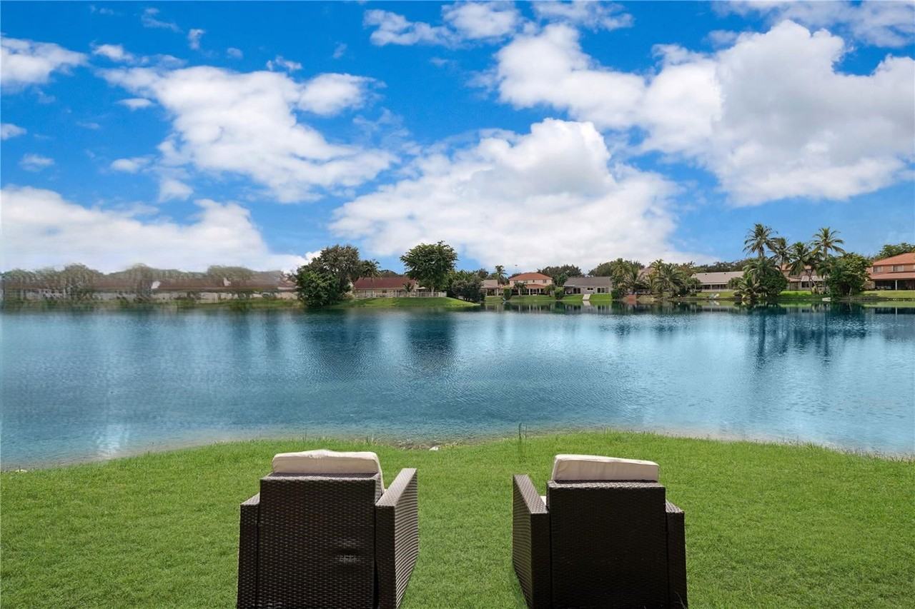 8870 Nw 191st St - Photo 3 of 8