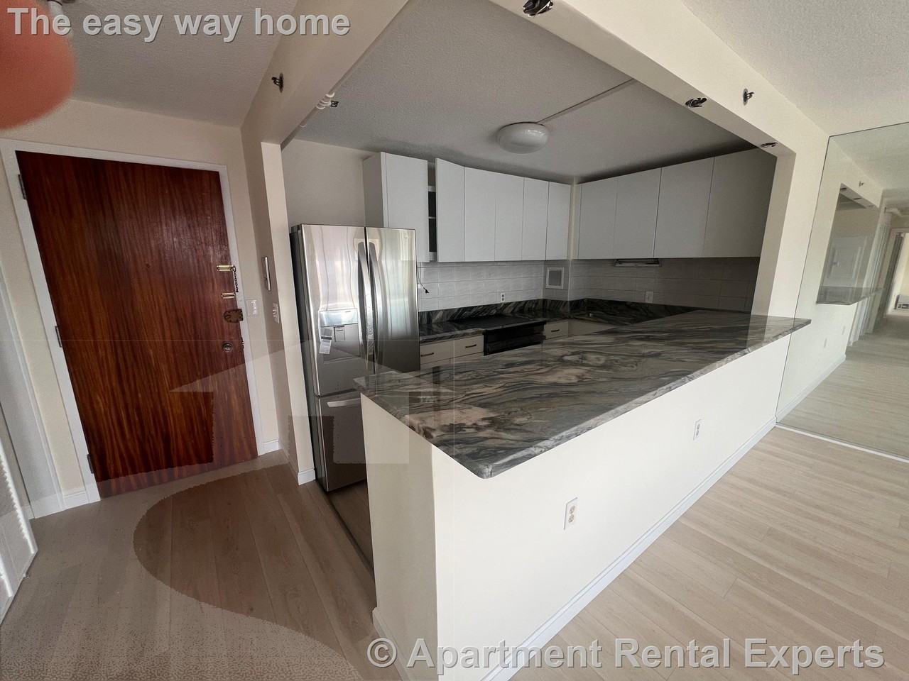 872 Massachusetts Ave - Photo 5 of 21