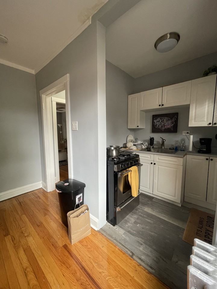 3431 N Marshfield Ave #E1 - Photo 7 of 15