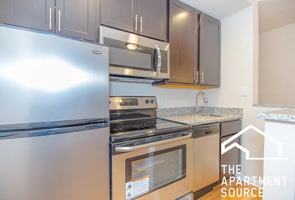 featured image of 1504 N Dearborn Pkwy #107