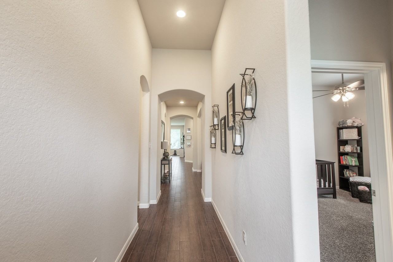 22419 Carriage Bush - Photo 2 of 41