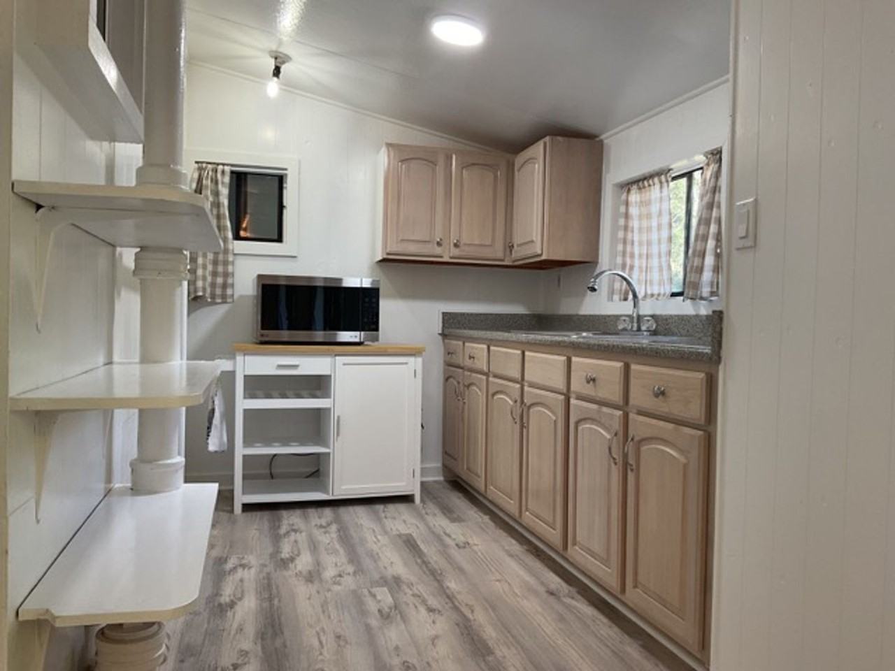 54-391 Hospital Rd - Photo 4 of 14